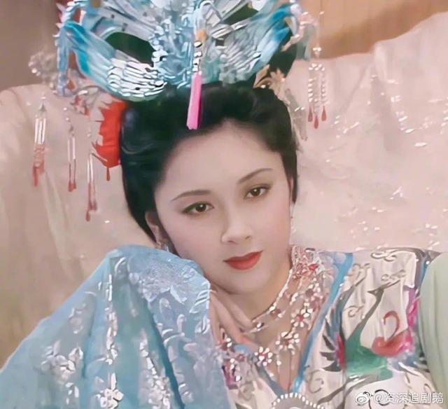 Những tạo hình cổ trang kinh điển của loạt mỹ nhân phim Hoa Ngữ-1