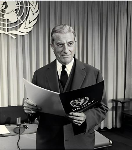 Gia đình huyền thoại: 5 thành viên giành 6 giải Nobel-4