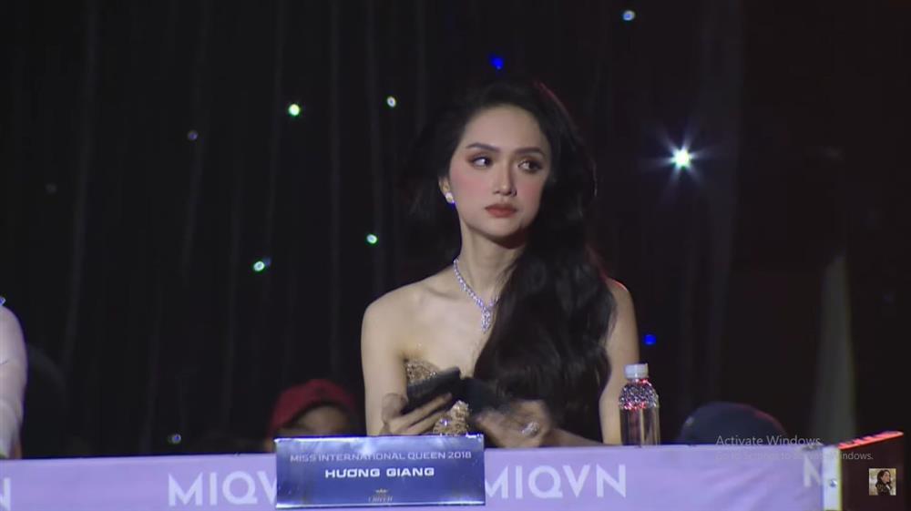 Cuộc thi nhan sắc chuyển giới của Hương Giang: Nhiều sạn đêm Chung kết, liên tục bị cơ quan quản lý tuýt còi-11