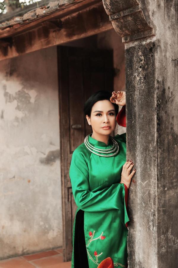 4 diva nhạc Việt tuổi U50 - 60: Nhan sắc mãi trẻ nhờ 1 thói quen-2