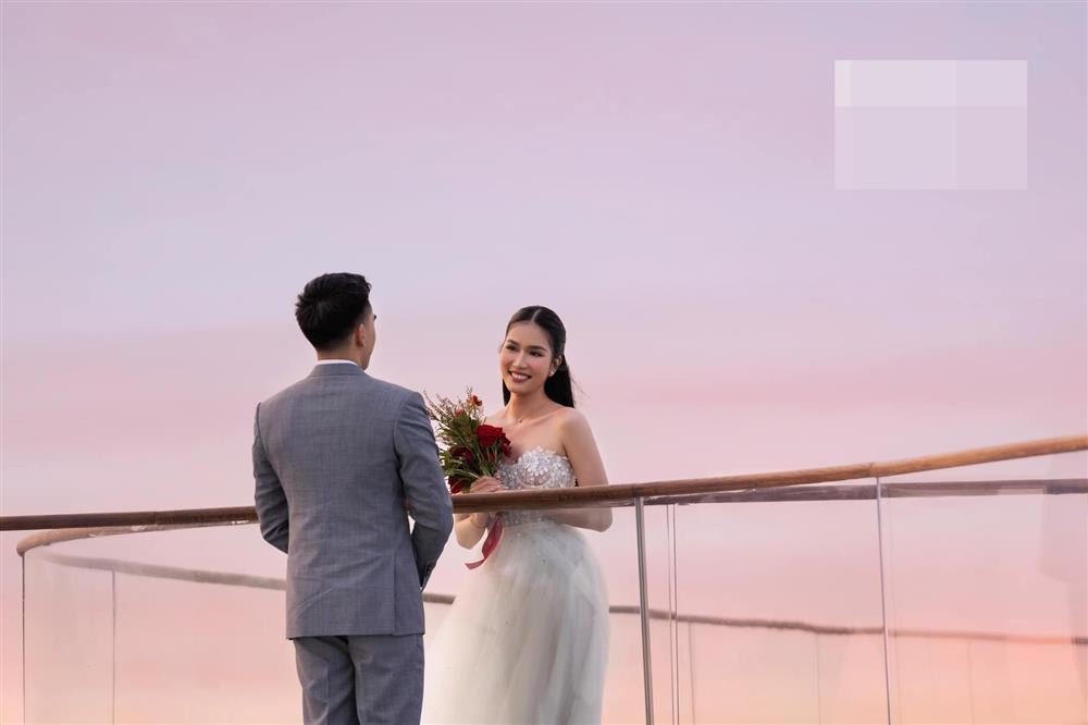 Chuyện tình lãng mạn của Á hậu Phương Anh và bạn trai học tiến sĩ-7