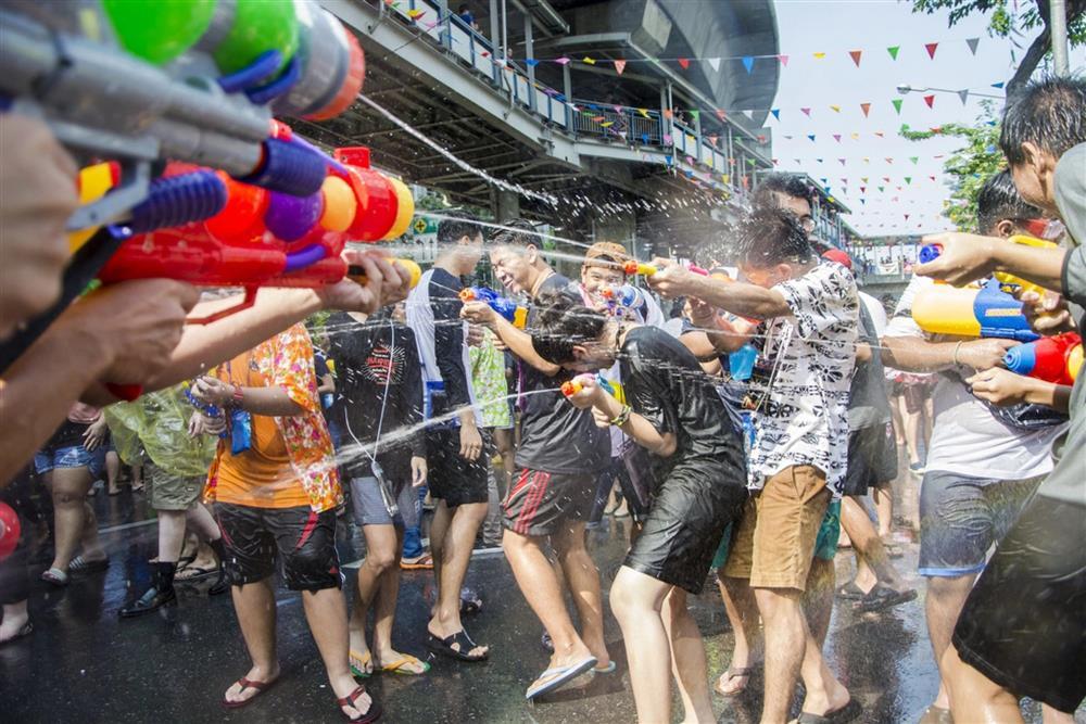 Lễ hội Songkran đang dần mất đi bản chất vốn có-7