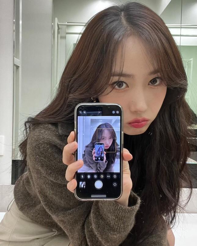 Bắt trend selfie thịnh hành idol K-Pop: Hóa ra là bình mới rượu cũ-5