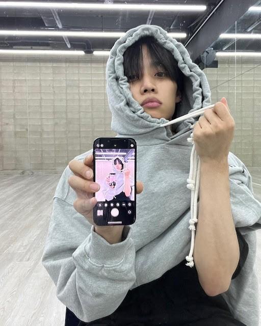 Bắt trend selfie thịnh hành idol K-Pop: Hóa ra là bình mới rượu cũ-9