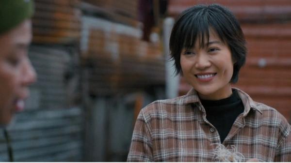 Diễn viên Thanh Hương kể chuyện ăn cơm, nằm ngủ bên bãi rác khi đóng phim-1