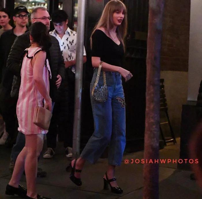 Taylor Swift lộ diện sau tin chia tay, vẫn đeo vòng cổ bạn trai tặng-2
