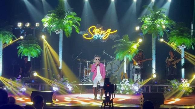 Hải Phòng phê bình vụ đêm nhạc ca sĩ Jimmii Nguyễn bị dừng khẩn cấp-1