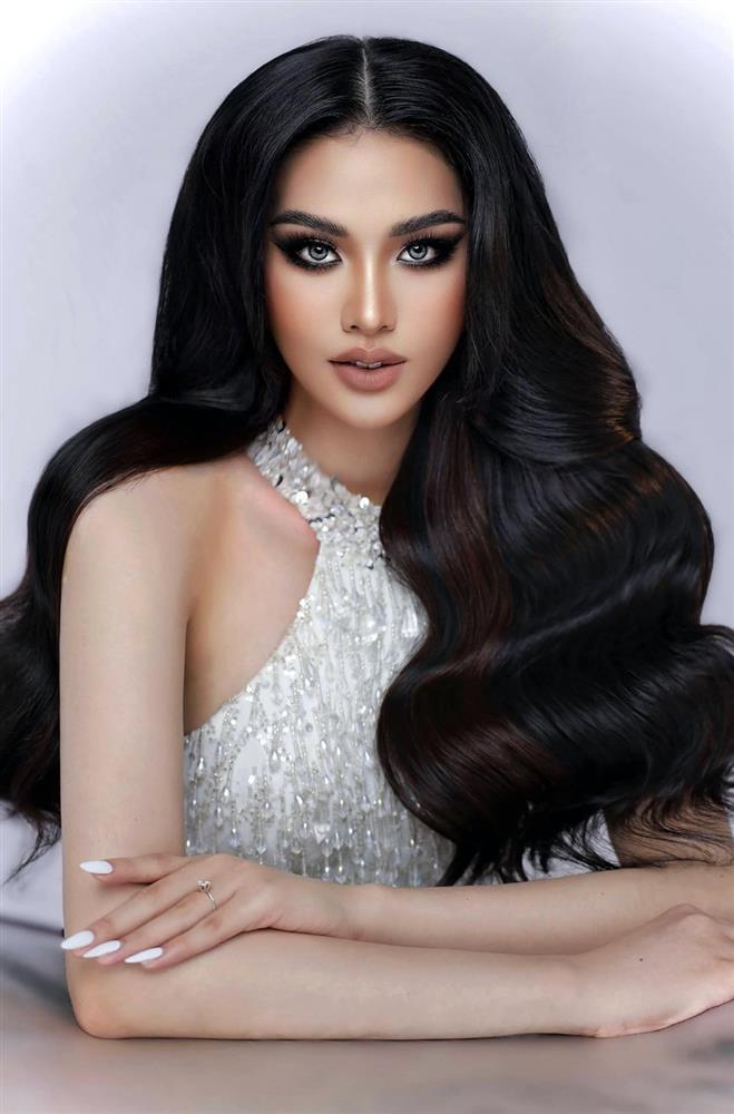 Người đẹp chuyển giới Dịu Thảo xinh như búp bê nhưng nhìn không nhận ra-1