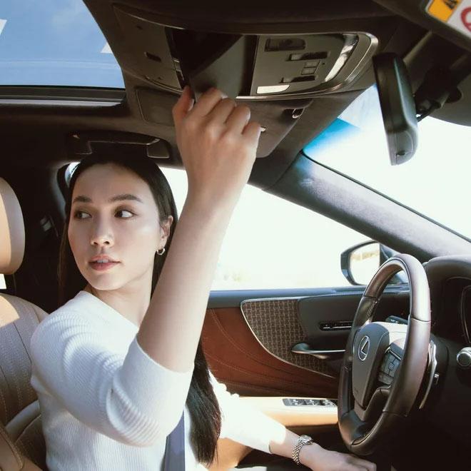 Bạn gái cơ trưởng điển trai phản ứng khi bị nói xấu sau lưng-2