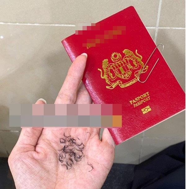 Bị yêu cầu để mặt thật chụp hộ chiếu, cô gái tự nhổ từng sợi mi vừa nối-2