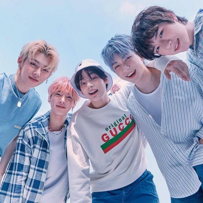 Nam idol em trai BTS bị bóc scandal ôm gái lạ trên bar gây ảnh hưởng nhóm-1