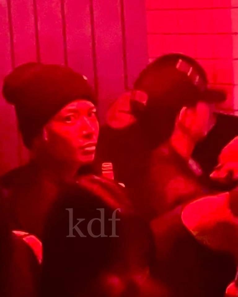 Nam idol em trai BTS bị bóc scandal ôm gái lạ trên bar gây ảnh hưởng nhóm-2