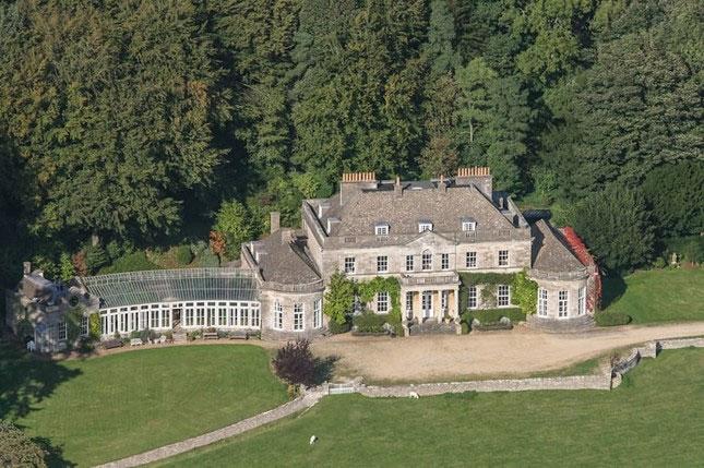 Bị đuổi khỏi nhà, Harry và Meghan ở đâu?-3