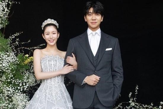 Lee Seung Gi lần đầu lên tiếng khi liên tục bị chế giễu vì cưới Lee Da In