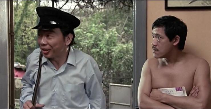 Cảnh vua hài nhìn trộm mỹ nữ tắm bất ngờ hot xình xịch-6