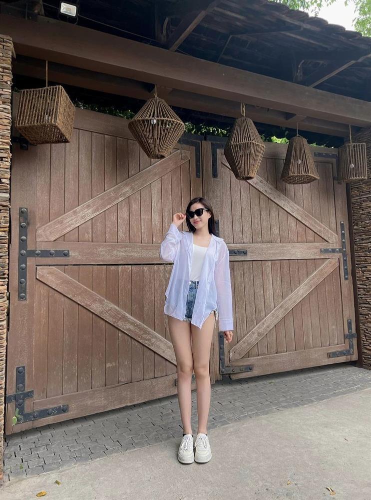 Hiếm hoi lắm mới thấy Đỗ Thị Hà và Thùy Tiên đụng hàng-6