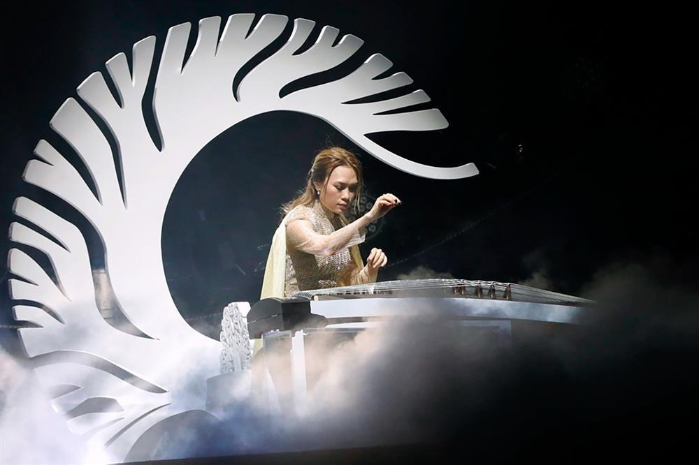 Khoảnh khắc u ám nhất cuộc đời Mỹ Tâm-2