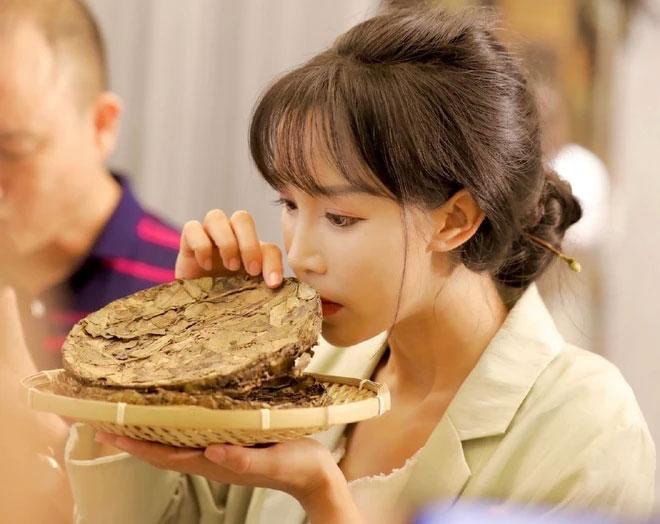 Vì sao không ai thay thế được tiên nữ đồng quê Lý Tử Thất?-2