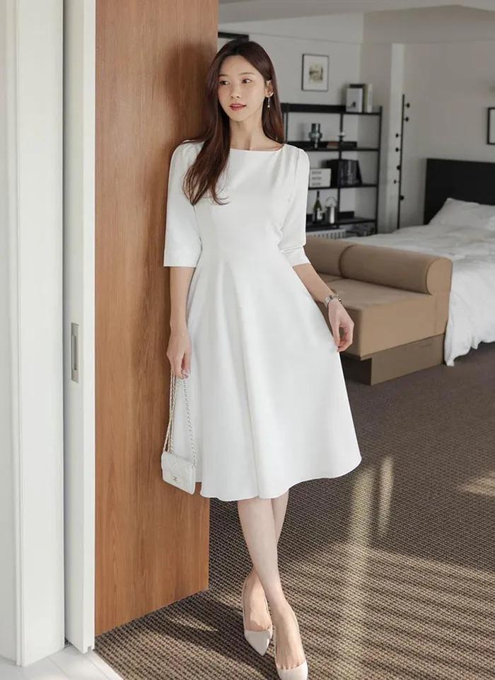 Nàng eo bánh mì nên mặc gì để trông thon thả?-4