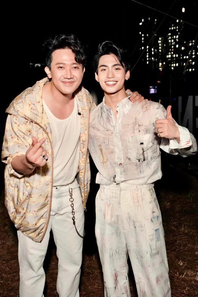 Thêm khoảnh khắc MONO là chiến thần ngoại giao-4