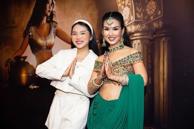 Võ Hạ Trâm khóc nghẹn ôm chầm ông xã Ấn Độ, nói về vụ được cho 5 tỷ đồng-1