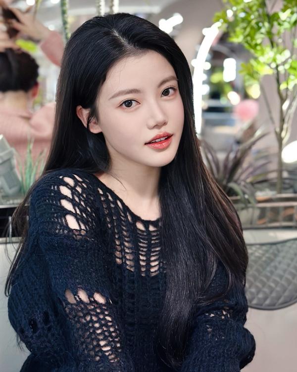 Nhan sắc tiểu hồ ly sinh năm 2000 đánh bại nữ chính Bạch Lộc-15