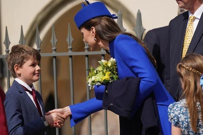 Loại bỏ sơn móng tay dễ dàng với những thứ có sẵn trong nhà-4