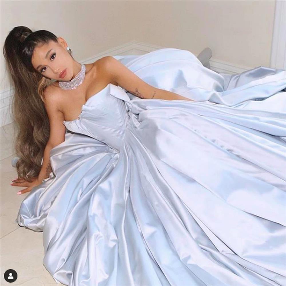Ariana Grande từng rất lộng lẫy khi diện đầm công chúa-6