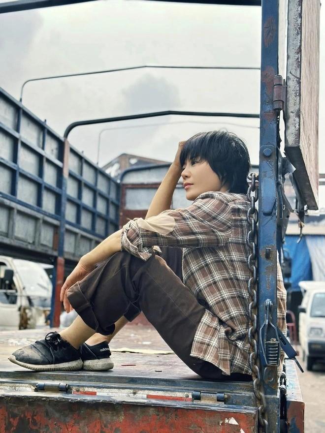 Luộm thuộm trên phim, Thanh Hương gợi cảm ở đời thường-2