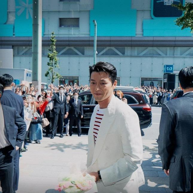 Son Ye Jin cùng Hyun Bin tới Nhật Bản, tranh thủ kỷ niệm 1 năm cưới?-3