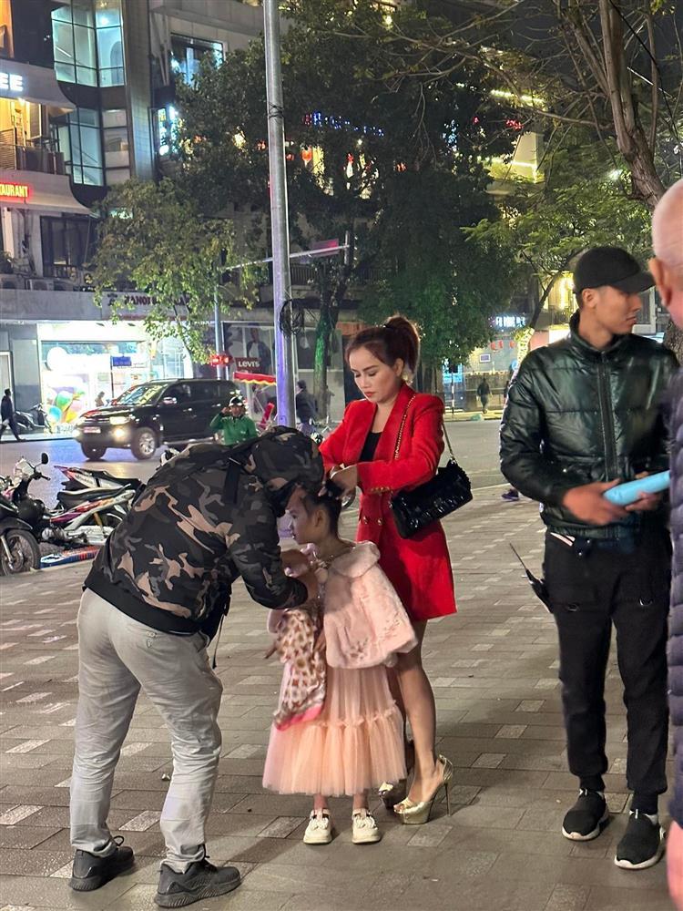 Cô Xuyến Hoàng Yến hé lộ sự thật về người chồng mới kém 12 tuổi-4