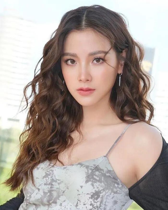 Baifern Pimchanok công khai loạt ảnh thời thiếu nữ xinh như mộng-5