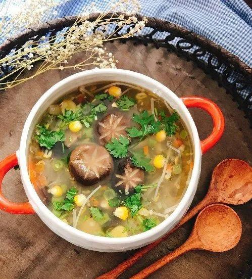 Người mắc Covid-19 nên dùng 3 món ăn - 4 thức uống để nhanh hồi phục-2