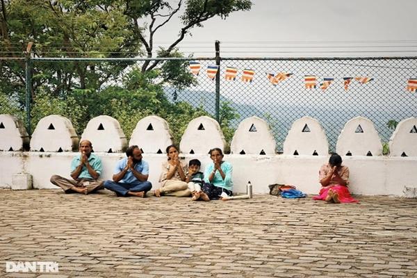 Khóc thét vì tour giá rẻ, 3h sáng phải thức dậy, bữa ăn toàn rau-2