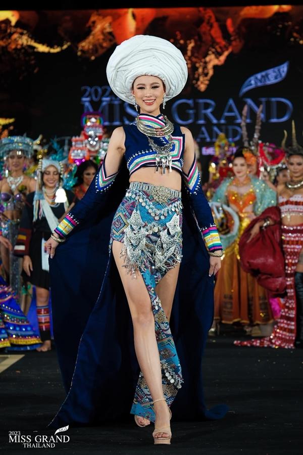 Trang phục dân tộc rùng rợn ở Hoa hậu Hòa bình Thái Lan-9
