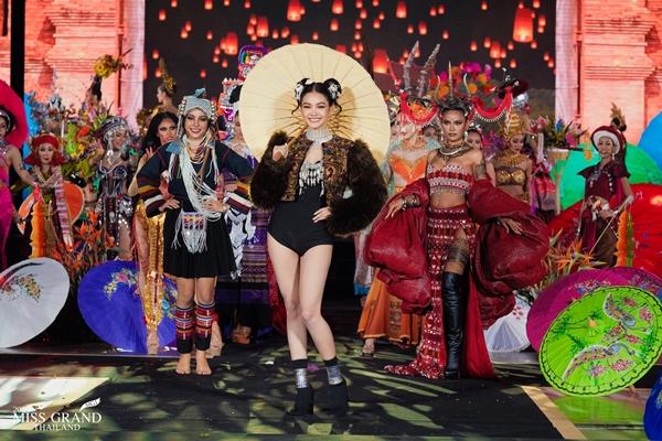 Trang phục dân tộc rùng rợn ở Hoa hậu Hòa bình Thái Lan-12