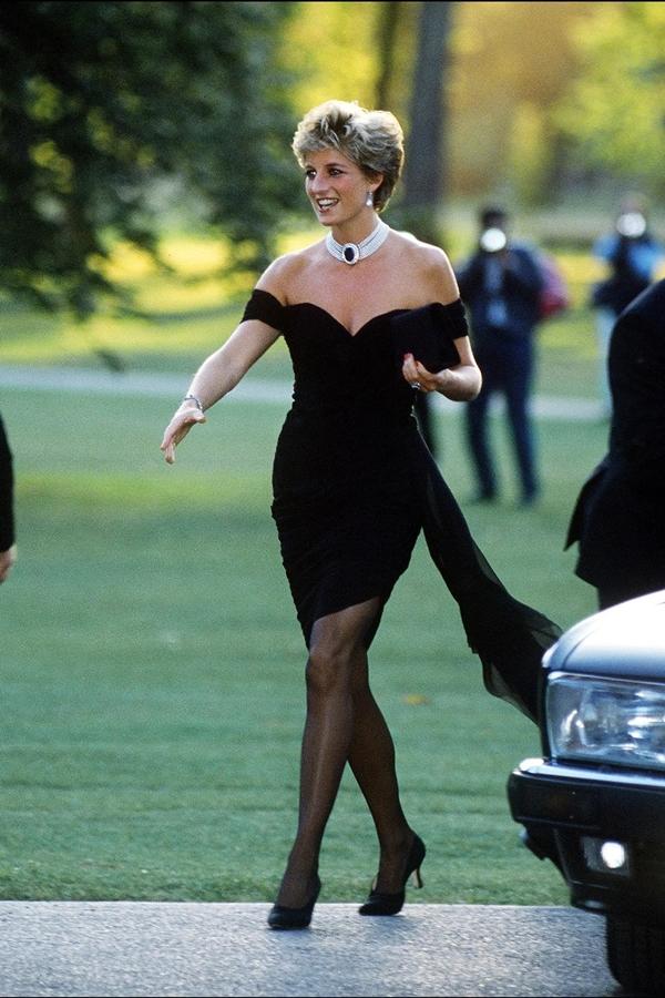 Váy báo thù của Công nương Diana và dàn mỹ nhân thế giới-1
