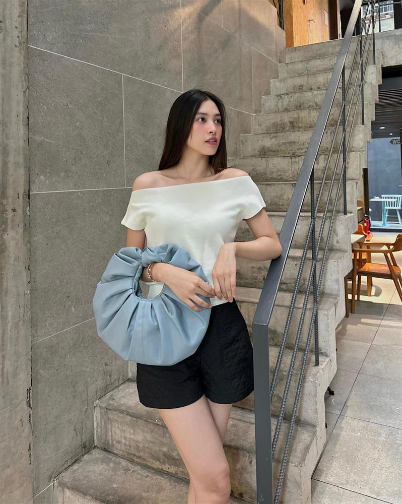 Hoa hậu nào được khen có đôi chân đẹp như Thủy thủ Mặt trăng khi mặc short?-6