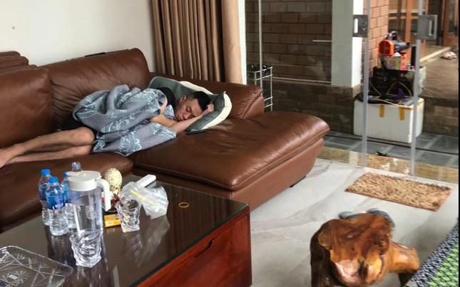 Nhóm xăm trổ đổ bộ nhà dân đe dọa đòi nợ-2