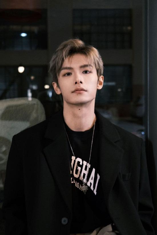 Diễn viên Triệu Dịch Khâm thừa nhận quan hệ tình ái với nhiều ông lớn-1