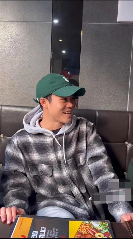 Văn Toàn cười không khép được miệng khi Hòa Minzy tạo bất ngờ-2