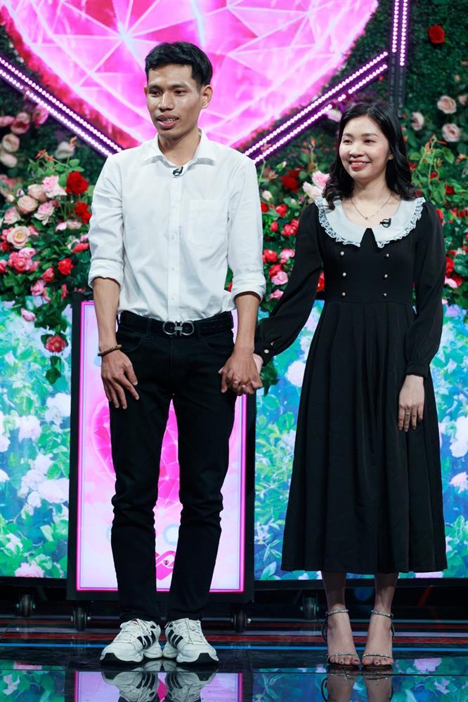 Chàng trai thả thính ngọt hơn đường khiến nữ kế toán lịm tim-3