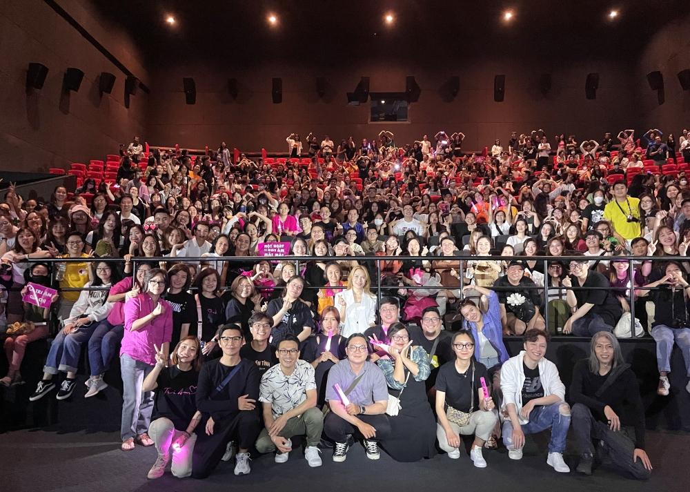 Mỹ Tâm mang toàn bộ lợi nhuận của phim Người giữ thời gian làm từ thiện-2