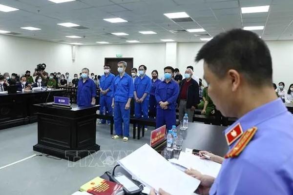 Ông Nguyễn Quang Tuấn lãnh án 3 năm tù-3