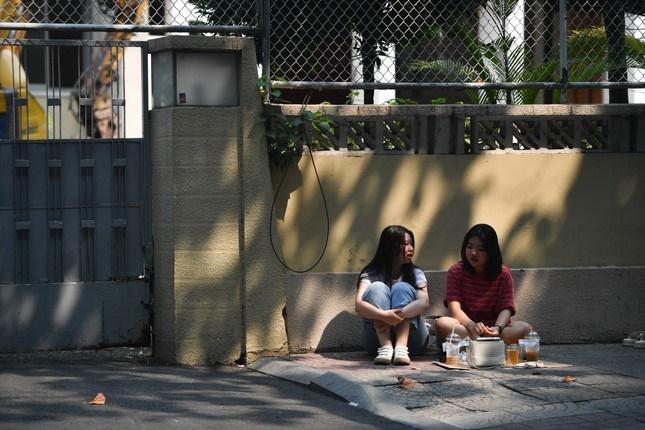 Thói quen uống cà phê bệt ở TPHCM trở lại-4