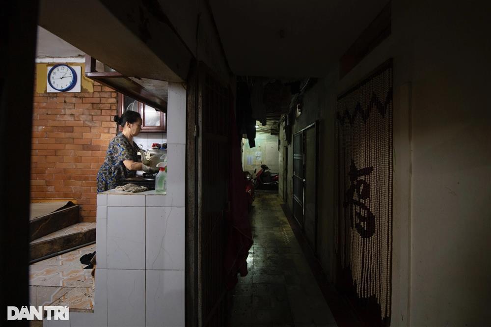 Khu tập thể tồi tàn, khát ánh sáng mặt trời nằm ngay cạnh hồ Gươm-4