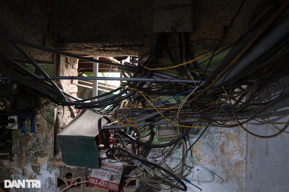 Khu tập thể tồi tàn, khát ánh sáng mặt trời nằm ngay cạnh hồ Gươm-5