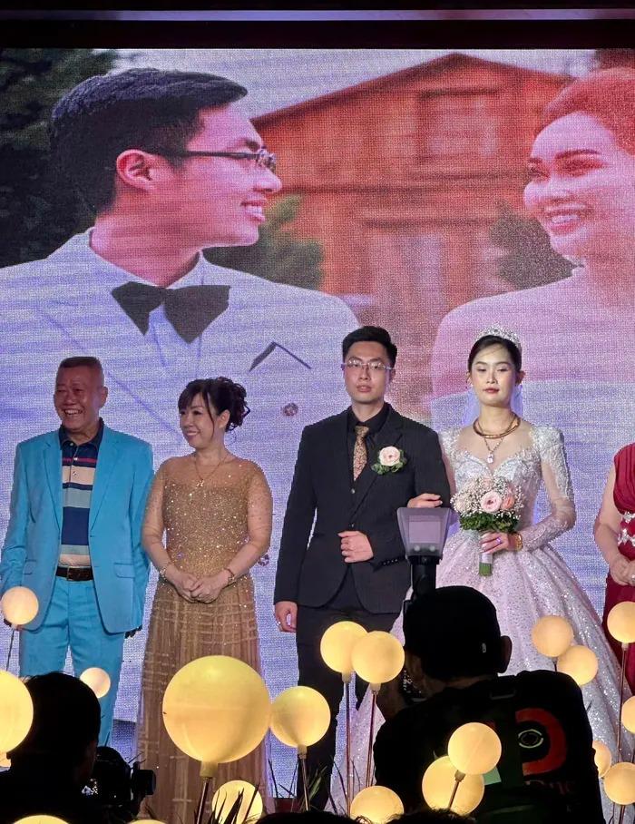 Vợ chồng Việt Hương, Cát Phượng tham dự đám cưới con trai của sao Việt-1
