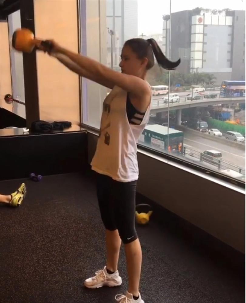 Bí quyết giữ dáng của Hà Siêu Liên-5