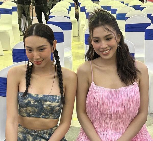 Ngoài mặt mộc cực xịn, Tiểu Vy còn bất chấp mọi loại cam thường-2